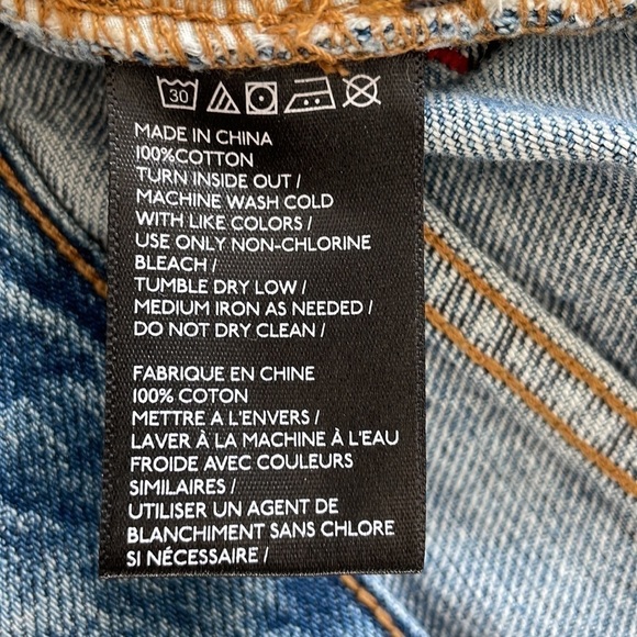 Sz30 BDG Cheeky Super High Rise Denim Shorts in light Wash NWT - Picture 9 of 9